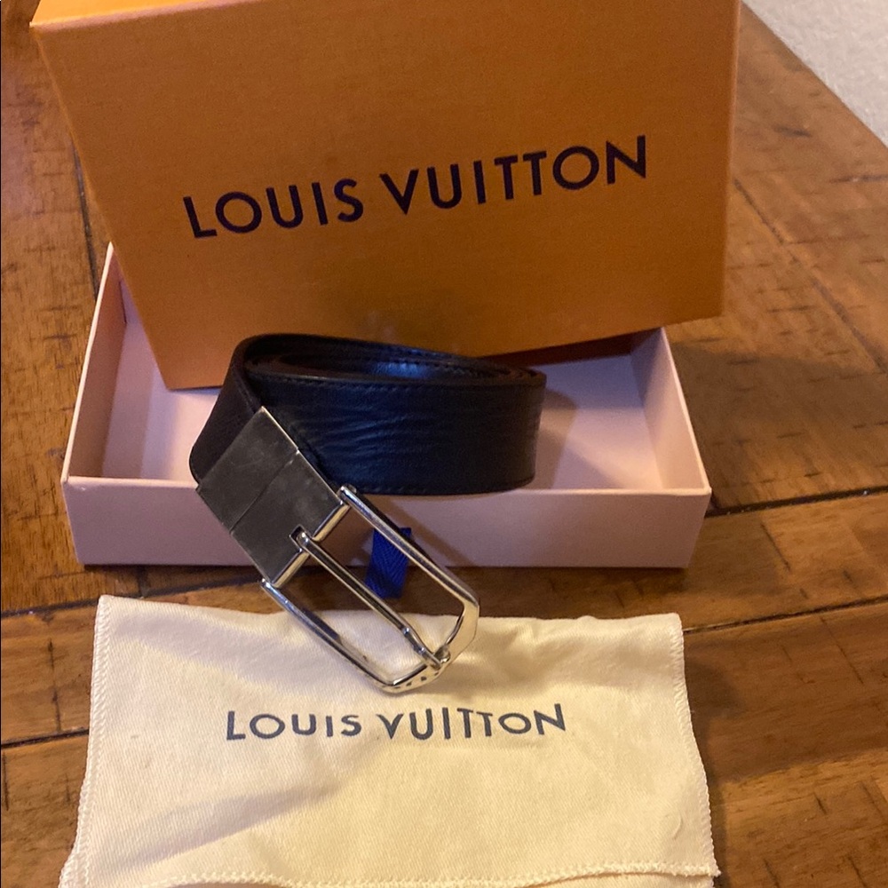 Louis Vuitton Black Leather Belt